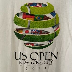 Cool 2014 US Open T-shirt Size Large. Awesome Graphic with International Flags